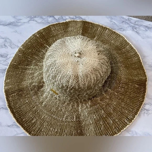 Calvin Klein Straw Sun Hat with Gold Highlights - EUC - Picture 4 of 9